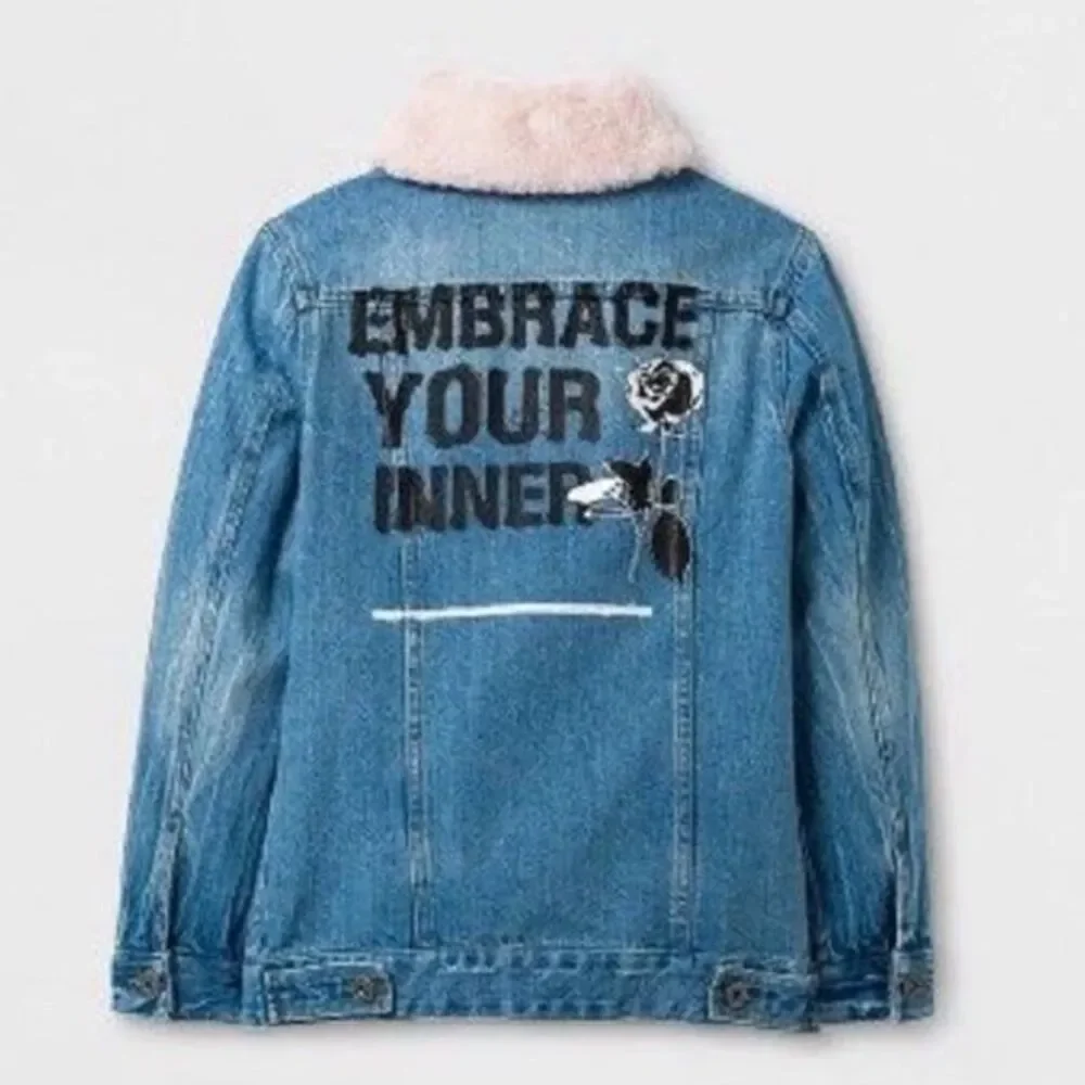 Denim jacket with leopard and pink customizable fuzzy collars Size 10/12 Large